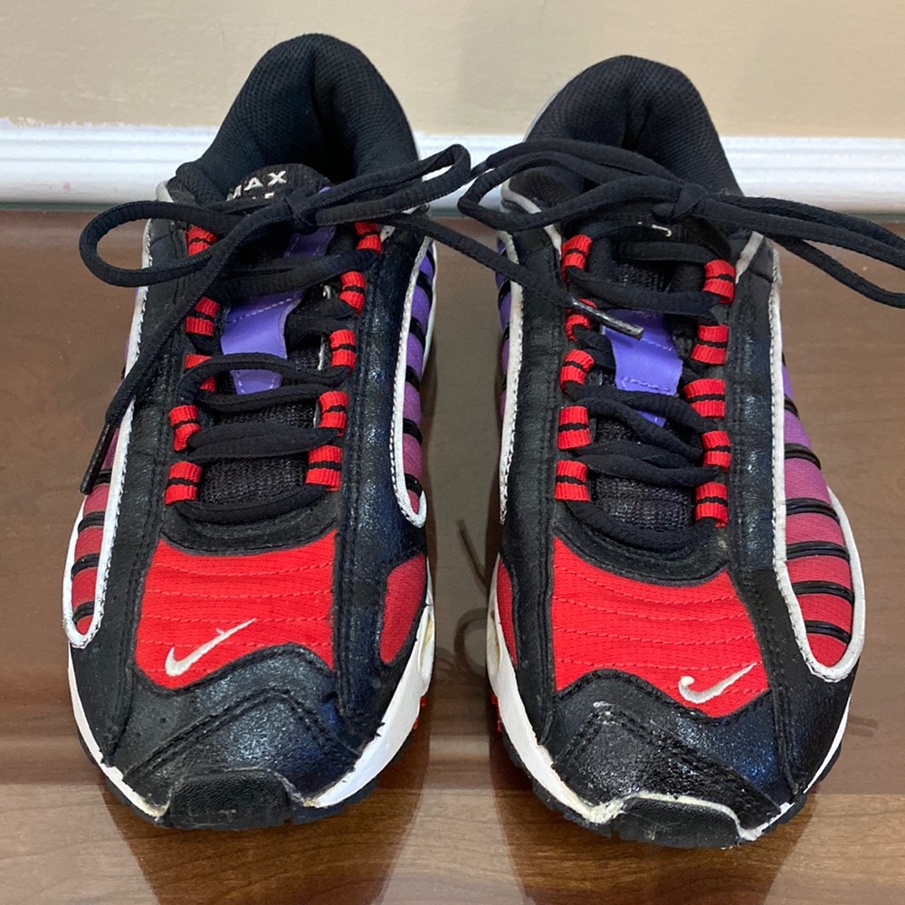 Nike Air Max Tailwind 4 - Size 6